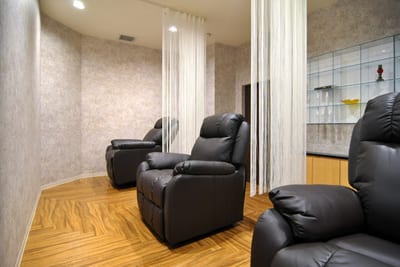 LASH&BROW PORTE269 布施店 店内写真 1枚目