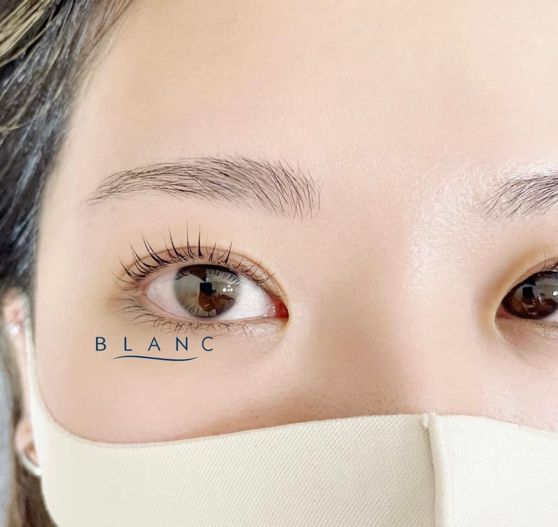 Eyelash Salon Blanc~まつげエクステと眉の専門美容室~広島パセーラ店の店内写真3