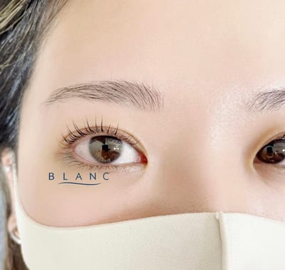 Eyelash Salon Blanc～まつげエクステと眉の専門美容室～広島パセーラ店 店内写真 3枚目