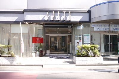 HAIR ＆ MAKE EARTH 船橋店 店内写真 3枚目