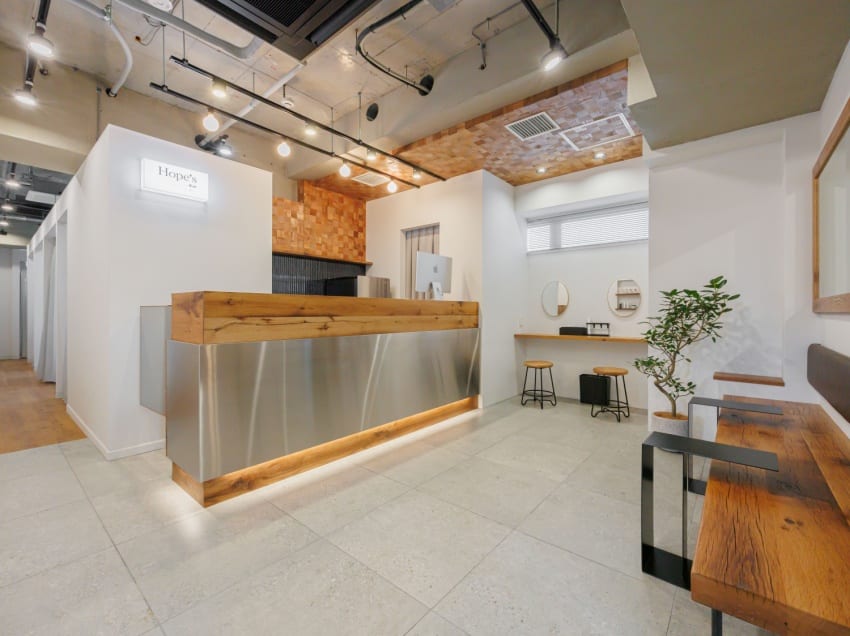 Hope's by calm 旧:Calm 藤沢店（藤沢）のメンズ眉毛サロン店内写真 1枚目