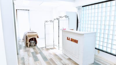 eyelash&hairmake 店内写真 1枚目