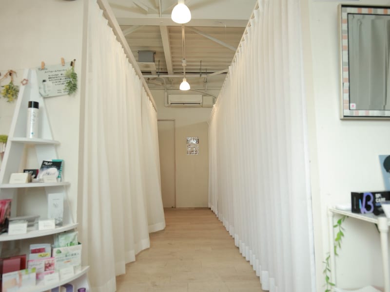 ルリアン 稲荷口の店内写真3