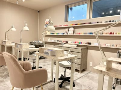 naileyesalon&school Lycka 店内写真 1枚目