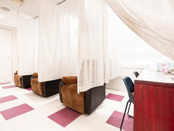 まつげエクステサロン hair resort Ai 東陽町店（亀戸）のメンズ眉毛サロン