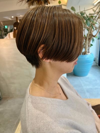 FLIP B AVEDA 店内写真 2枚目