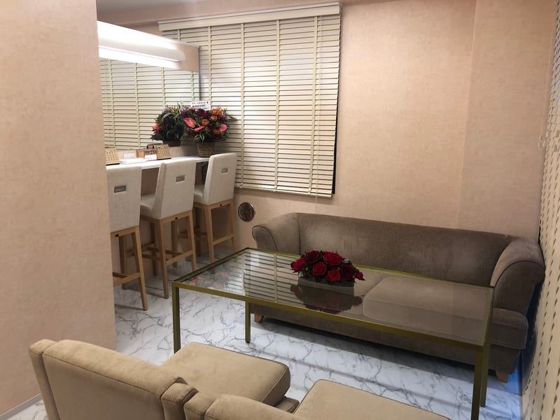 AIMEROSE 池袋店の店内写真2