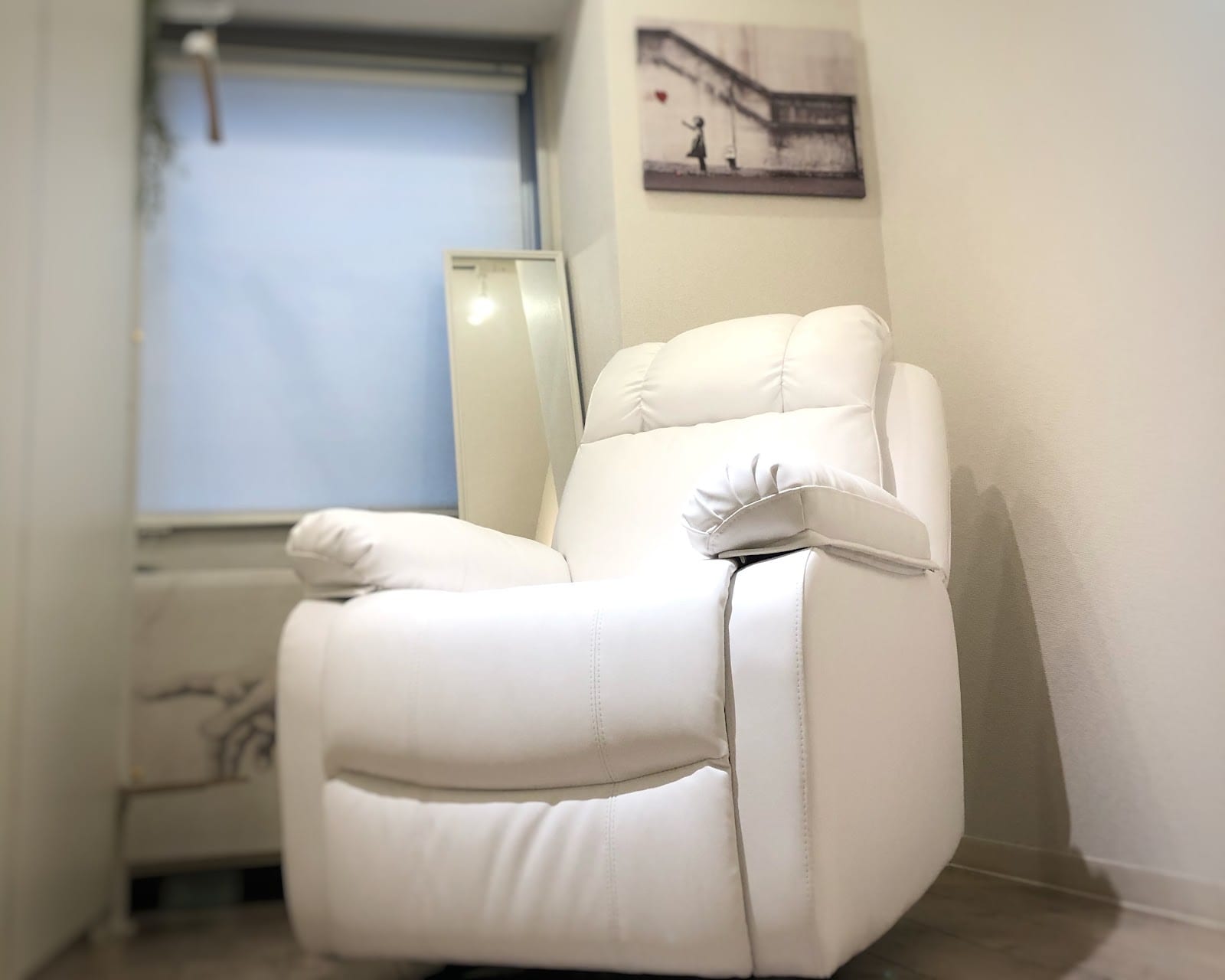 crest（青山）のメンズ眉毛サロン店内写真 1枚目