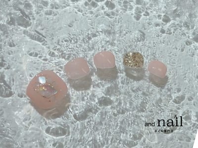 and lash / and nail 本郷三丁目駅前店 店内写真 3枚目