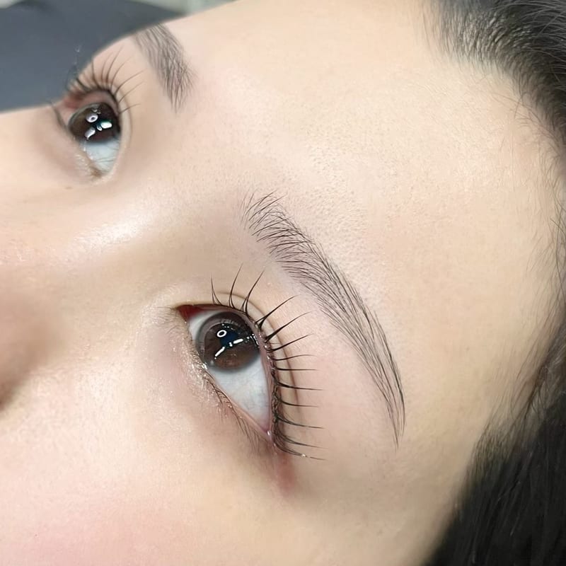 Eyore(イーヨー)Eyebrow姪浜店の店内写真2
