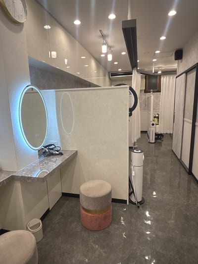 NUEVO新宿2号店 店内写真 1枚目