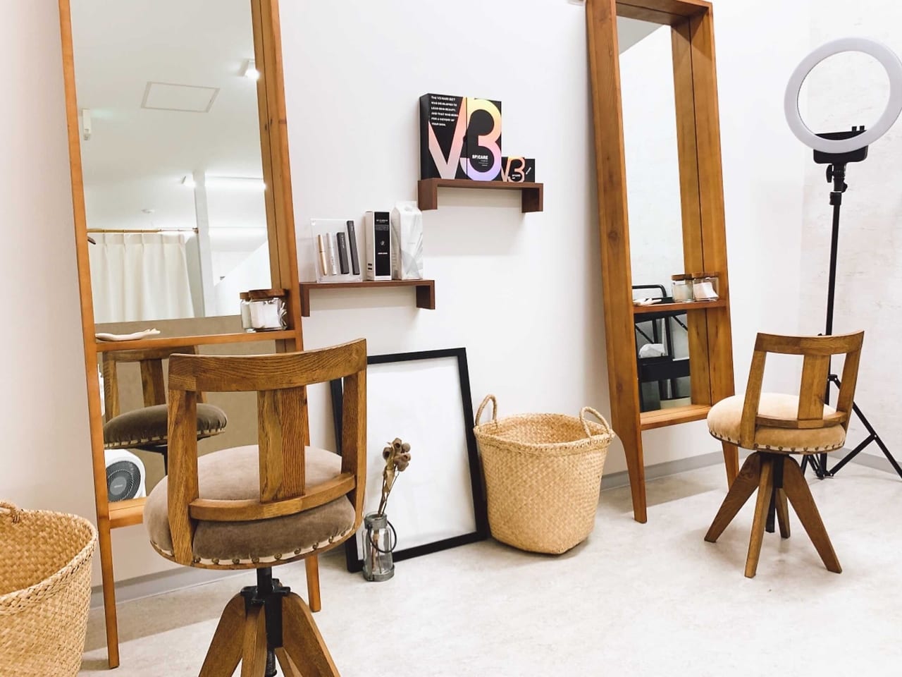designK(デザインケー)石巻店(石巻)のメンズ眉毛サロン店内写真 1枚目