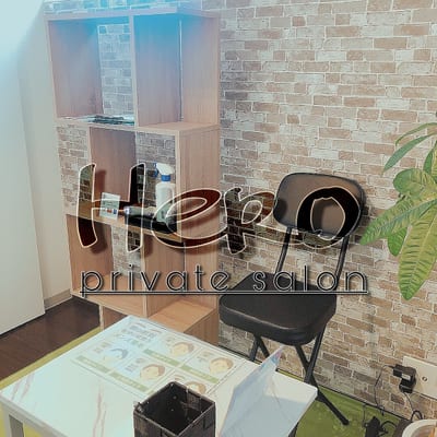 メンズアイブロウ＆脱毛専門店 Hero 店内写真 1枚目