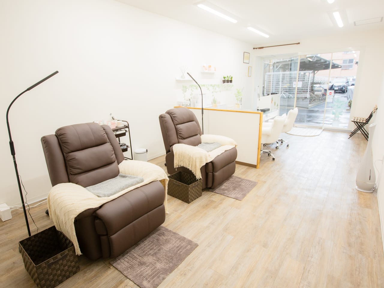 Romine アイラッシュ&ネイルサロン(川口)のメンズ眉毛サロン店内写真 1枚目