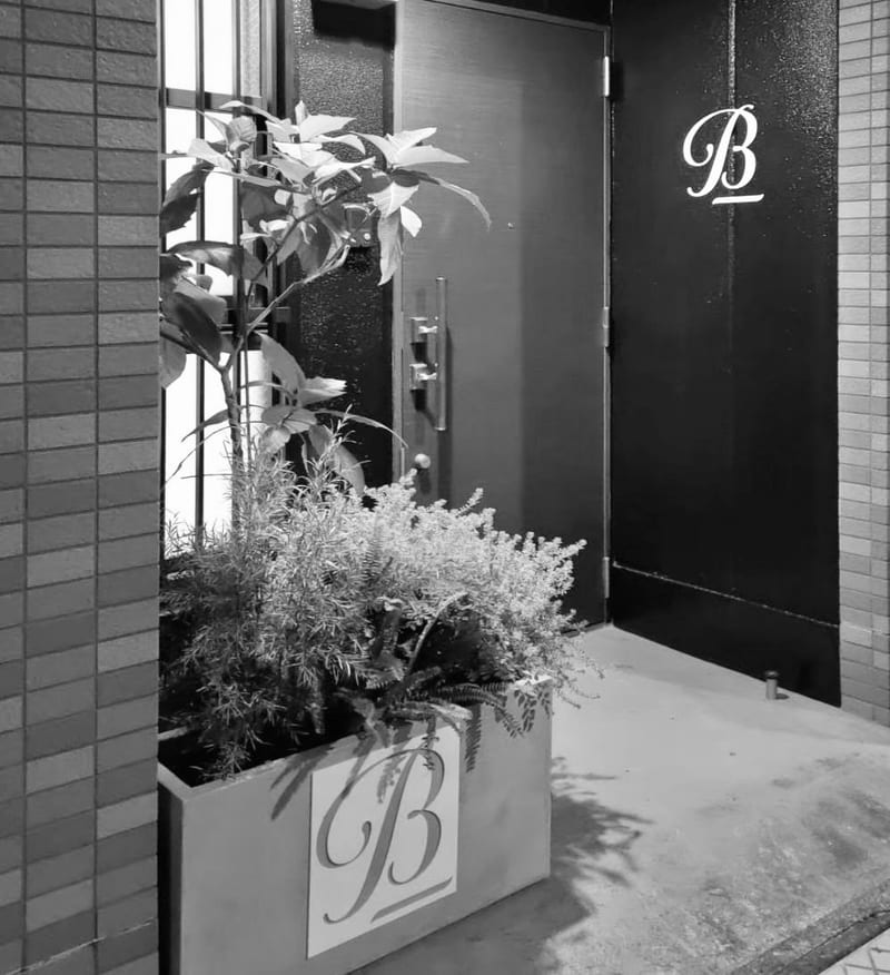 B beauty salon(日暮里)のメンズ眉毛サロン