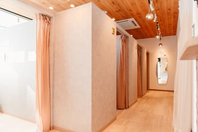 眉毛とまつげパーマの専門店 ロレインブロウ 宇都宮店 店内写真 4枚目