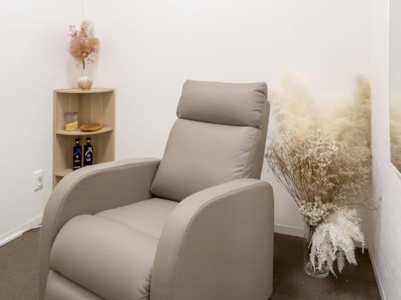 IMPACT BEAUTY 問屋町（岡山）のメンズ眉毛サロン