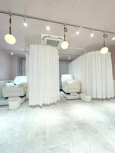 マツエク＆まつげパーマ＆アイブロウ Rien Lash 上尾店 店内写真 1枚目