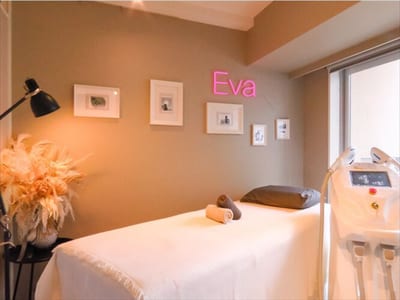 Eva Wax 銀座店 ～ブラジリアンワックス＆光照射のW脱毛サロン～ 店内写真 1枚目