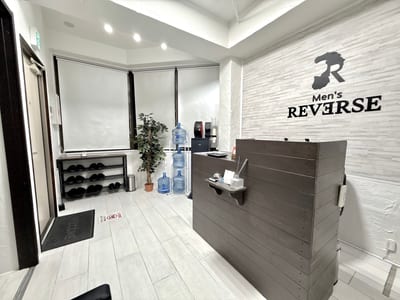 Men's REVERSE 五反田店 店内写真 1枚目