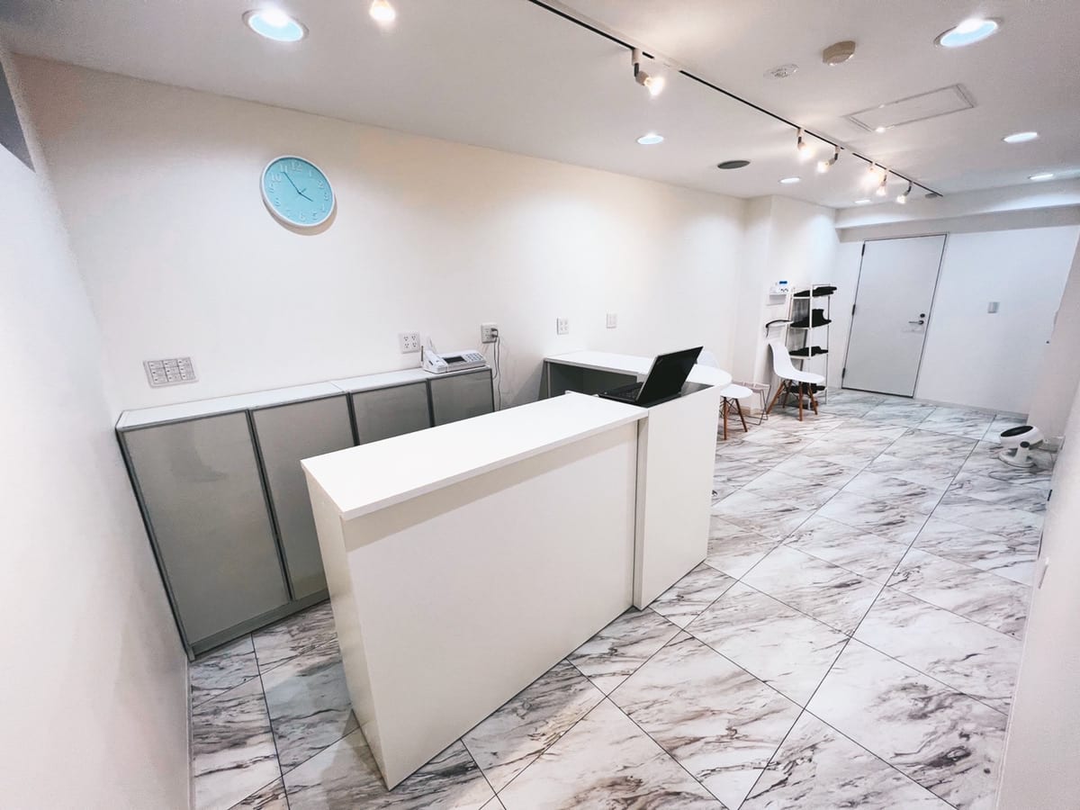 眉毛の王様 名古屋栄店(名古屋)のメンズ眉毛サロン店内写真 1枚目