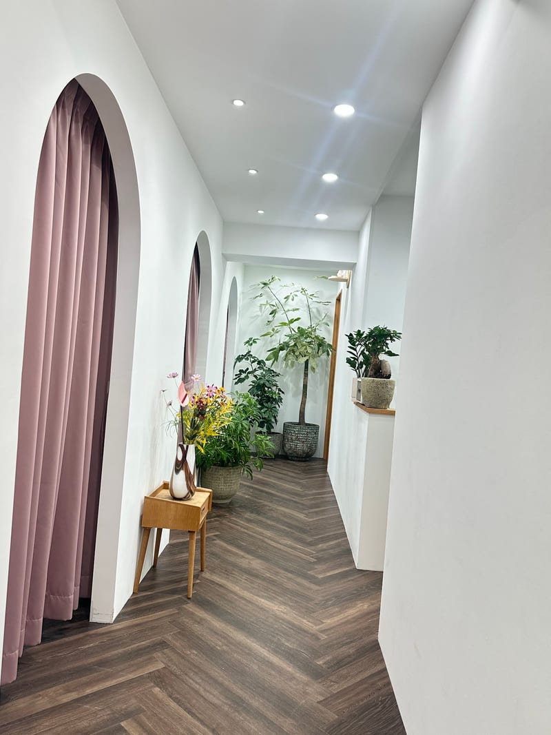 LASHISA eyelashes & brows（品川）のメンズ眉毛サロン