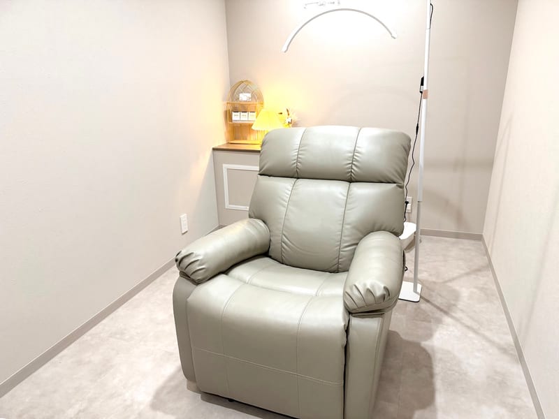 Ananas eyelash 川口店 まつ毛・眉毛の店内写真2