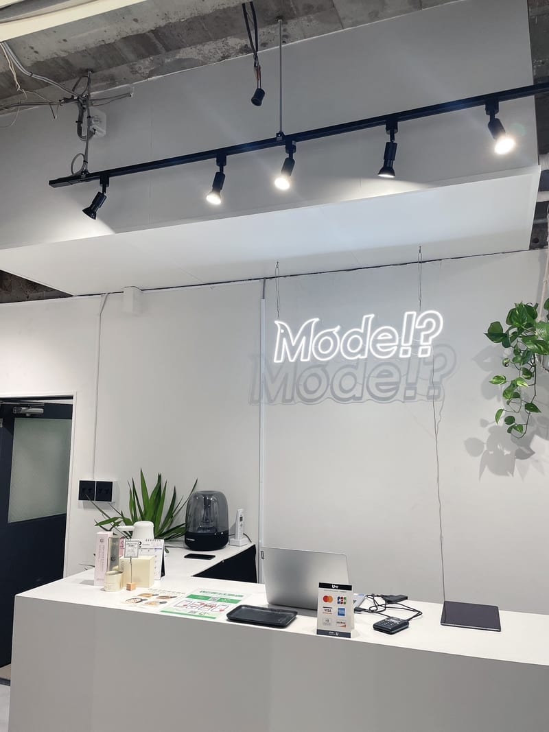 Mode!? 新宿東口店の店内写真3