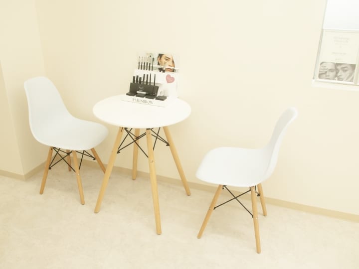 Beauty Salon mojoca（鹿児島）のメンズ眉毛サロン店内写真 1枚目