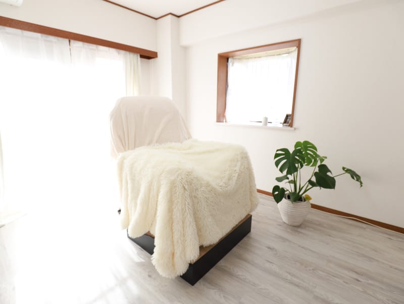 Avie 用賀（三軒茶屋）のメンズ眉毛サロン