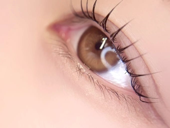 まつげ&眉毛サロン ENVY LASHの店内写真2