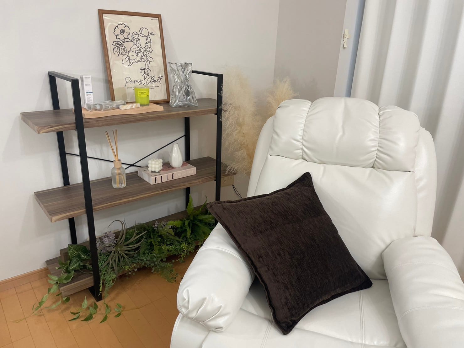 minu eyelash salon（武蔵小杉）のメンズ眉毛サロン店内写真 1枚目