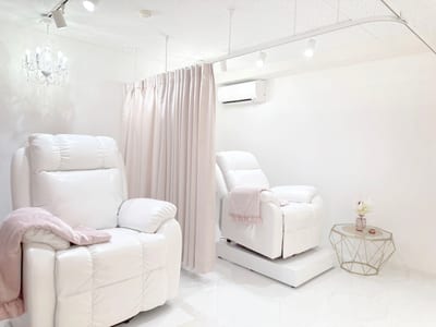 眉毛とまつげパーマの専門店 ロレインブロウ 藤が丘店 店内写真 2枚目