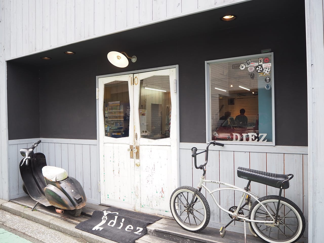 Diez nail eyelash（横浜）のメンズ眉毛サロン店内写真 1枚目