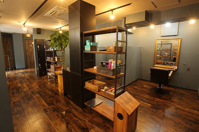 Lale by unico(広島)のメンズ眉毛サロン店内写真 1枚目