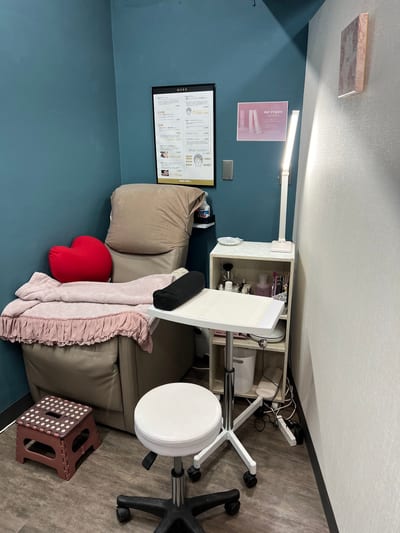 男眉salon On Fleek! 銀座店 店内写真 1枚目
