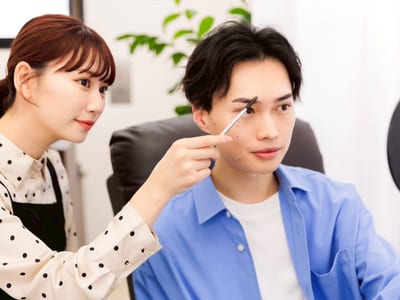 BROWS 新橋店 店内写真 1枚目