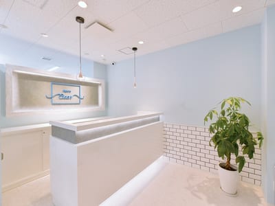 メンズ眉毛専門店 MAYU CLEAR(マユクリア) 上野店 店内写真 1枚目