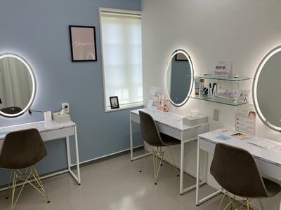 Eyelash Salon Blanc～まつげエクステと眉の専門美容室～磐田店 店内写真 1枚目