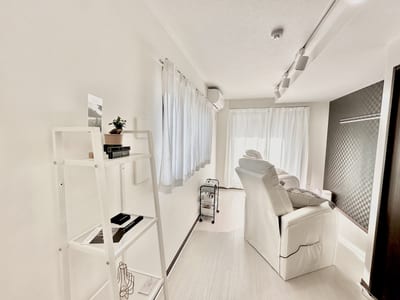 リノアス上野|眉毛専門店/眉毛サロン/アイブロウ/眉 店内写真 1枚目