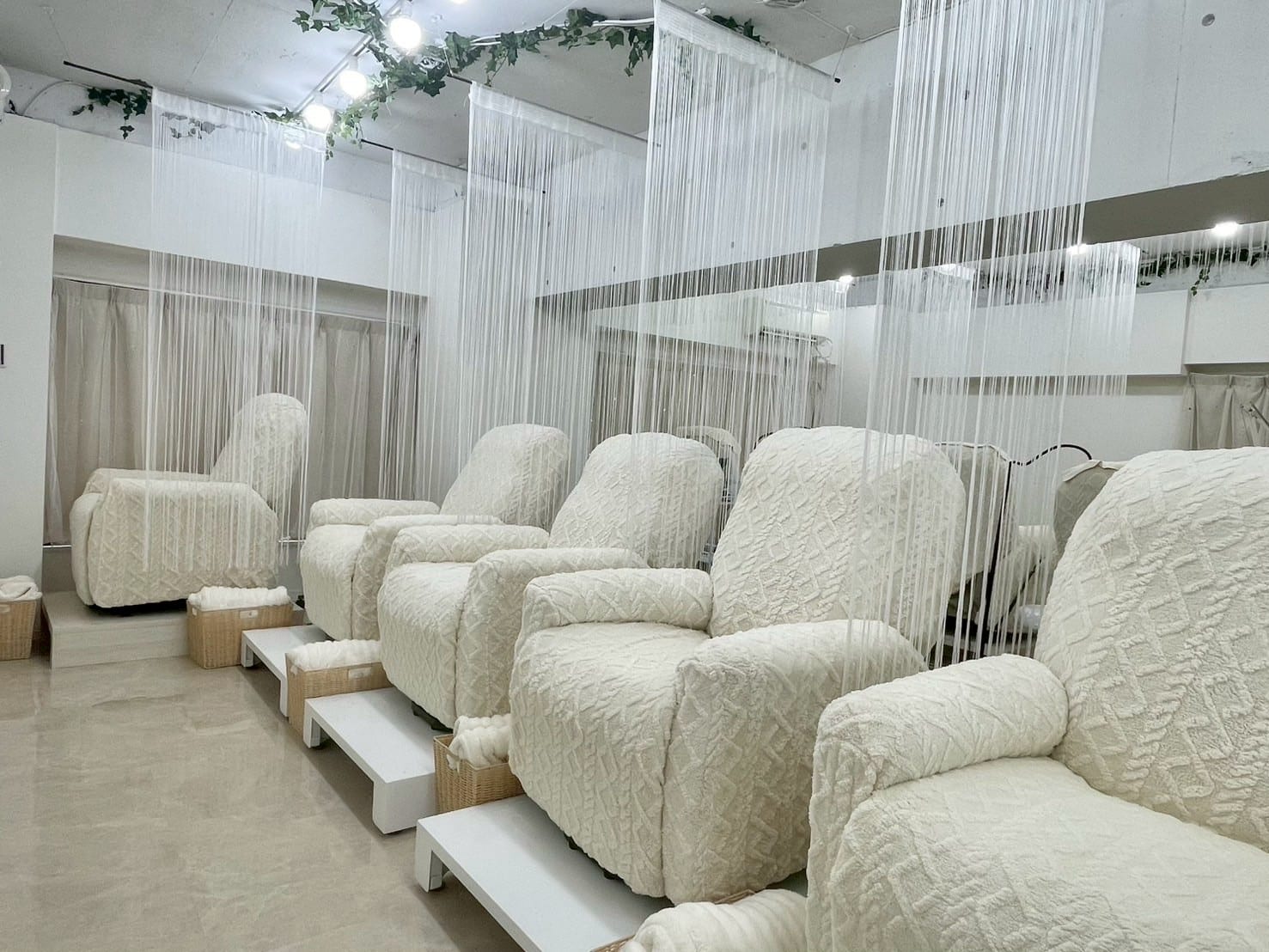 アイラッシュサロン デジール（池袋）のメンズ眉毛サロン店内写真 1枚目