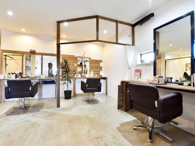 beauty salon Lien 店内写真 1枚目