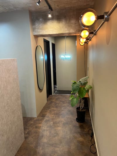 ME.REBO 新宿 店内写真 3枚目