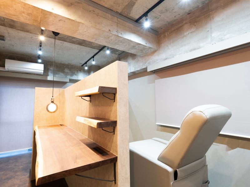 ME.REBO 新宿（新宿）のメンズ眉毛サロン