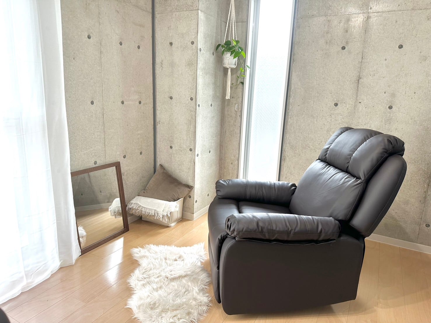 Bliss&Co.津田沼アイブロウ・アイラッシュ・まつ毛パーマ(習志野)のメンズ眉毛サロン店内写真 1枚目
