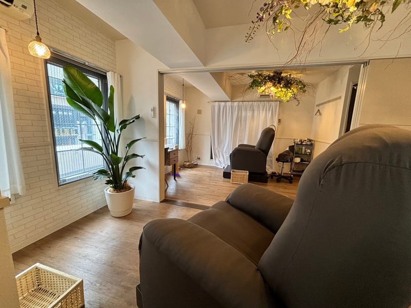 まつ毛パーマ＆アイブロウ眉毛サロン 紬麦-tsumugi 栄店（久屋大通）のメンズ眉毛サロン