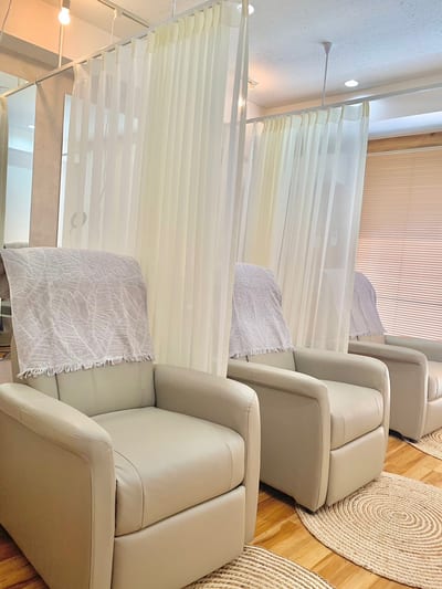 浜松 曳馬店 eyelash anello 店内写真 1枚目