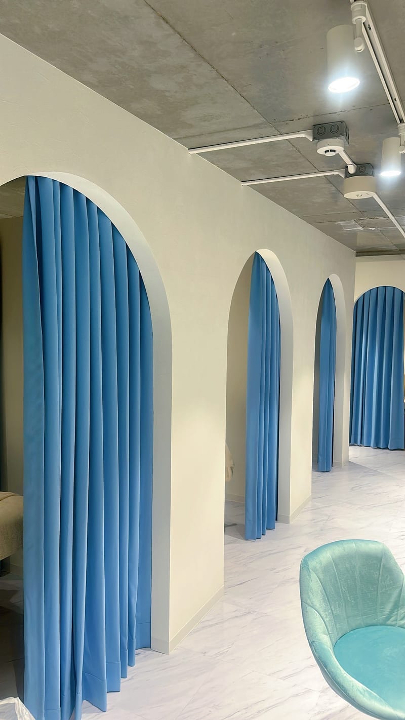 DOLPHIN salon（三軒茶屋）のメンズ眉毛サロン