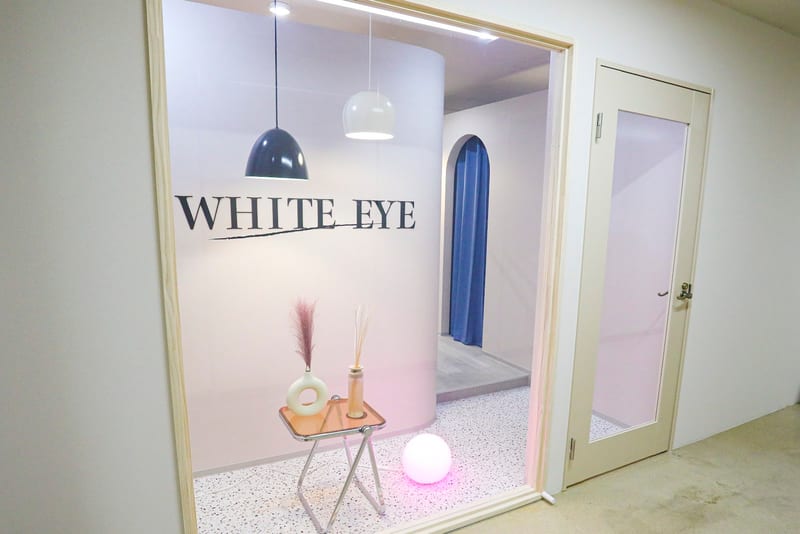 眉毛×まつ毛専門店 WHITE EYE 仙台店の店内写真2