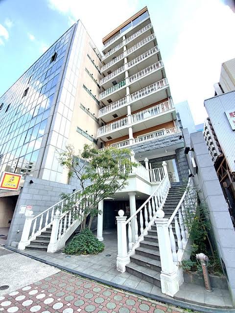 Glow-up Beauty 丸の内店の店内写真2